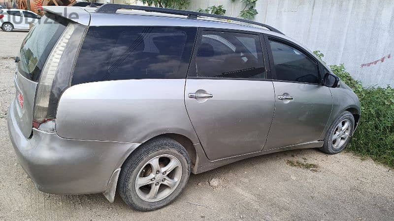 Mitsubishi Grandis 2008 2