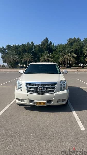 Cadillac Escalade  2014. 2