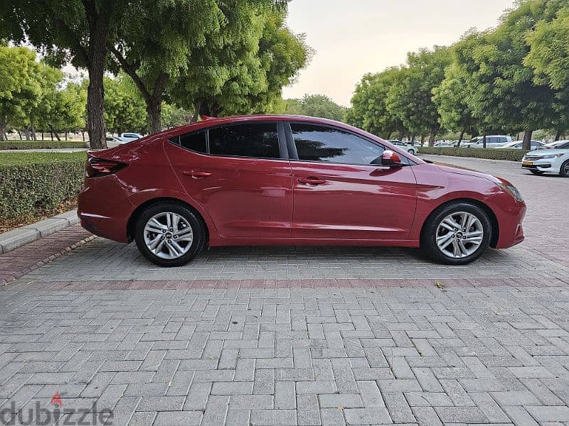 Hyundai Elantra 2020 8