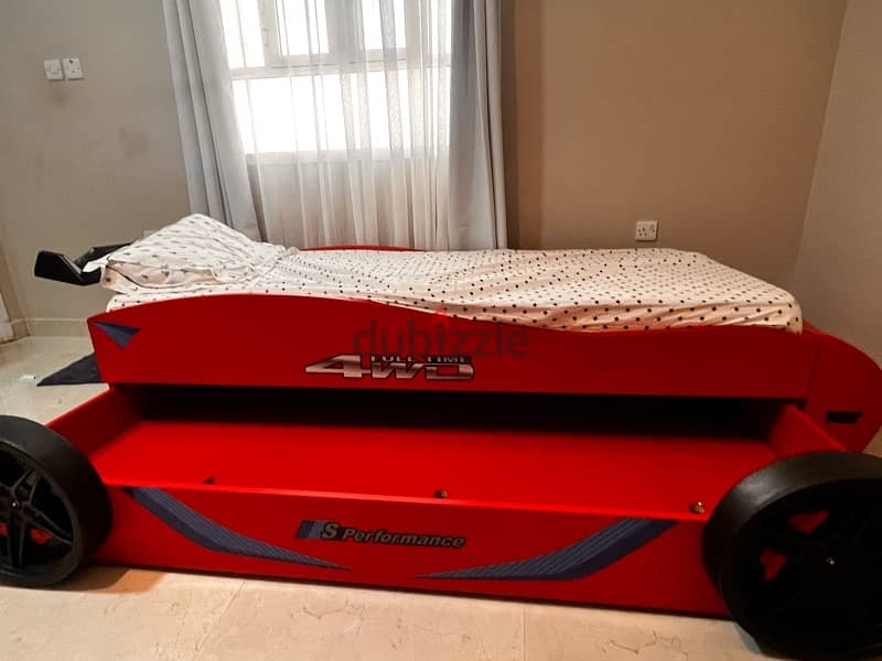 car bed for two person from homecenter 0