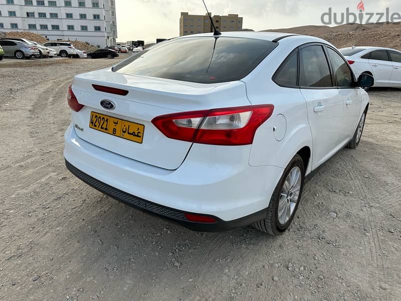 Ford Focus 2012 4