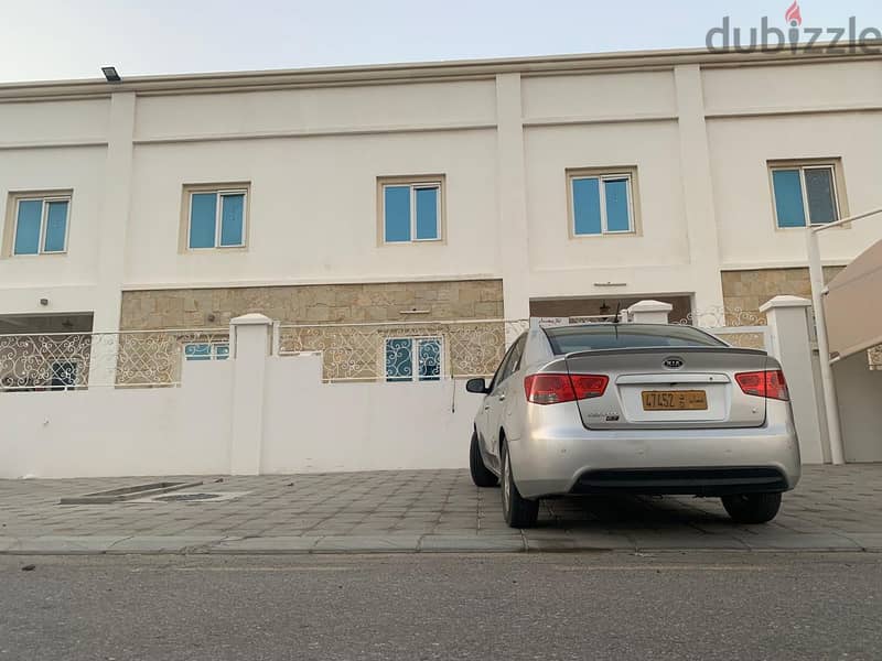 villa for rent located alkhoud seven 0