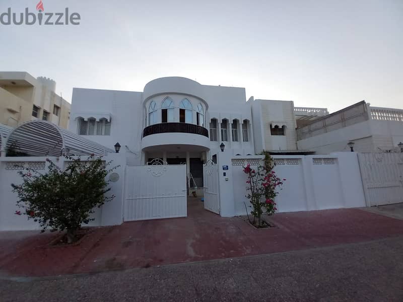 Specious 4+1 bed room villa at Rex Road, Ruwi 8