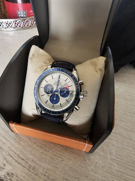 Omega Speedmaster silver snoopy edition (Replica) 1