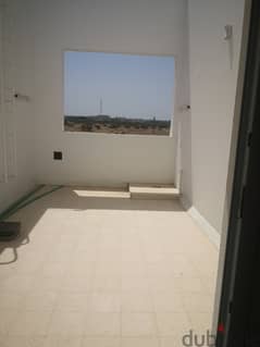 Apartment in South Mawaleh opposite Lulu Bandar