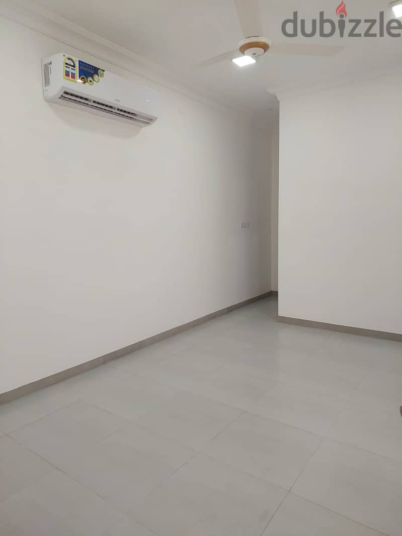 Apartment in South Mawaleh opposite Lulu Bandar 7