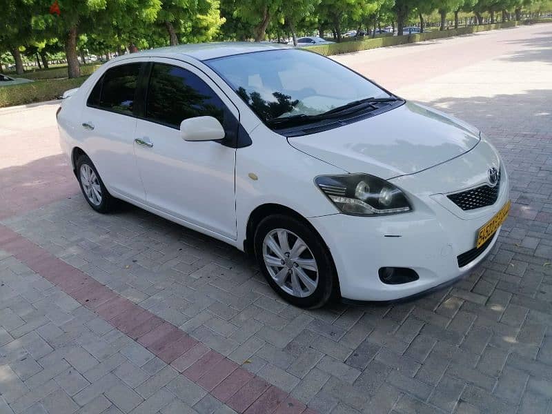 Toyota Yaris 2012 5