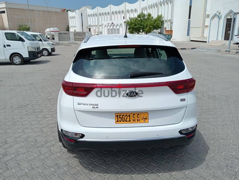 Kia sportage 2019 Oman car agency service low km 2.4L GDI AWD 3