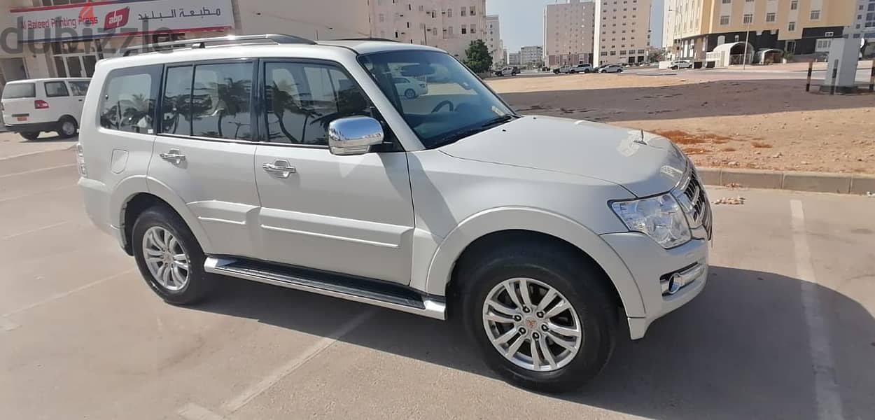 Mitsubishi Pajero 2020 1