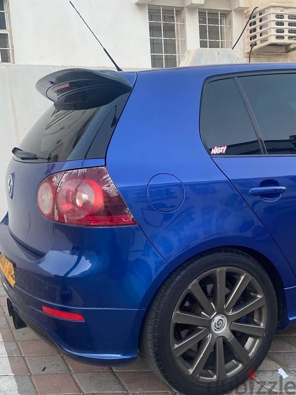 Volkswagen Golf R32 2