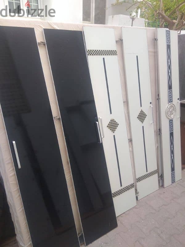 6 door cupboard for sale in good condition 0