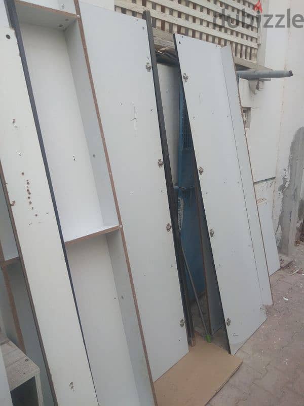 6 door cupboard for sale in good condition 5