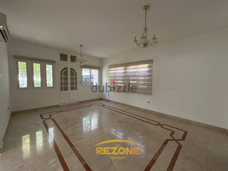 Villa for Rent in Shatti Al Qurm 5+1 BHK 4