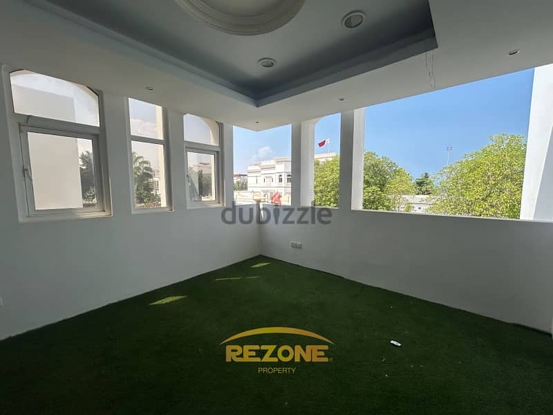 Villa for Rent in Shatti Al Qurm 5+1 BHK 14