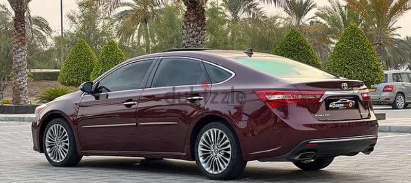 Toyota Avalon Limited 2016 3