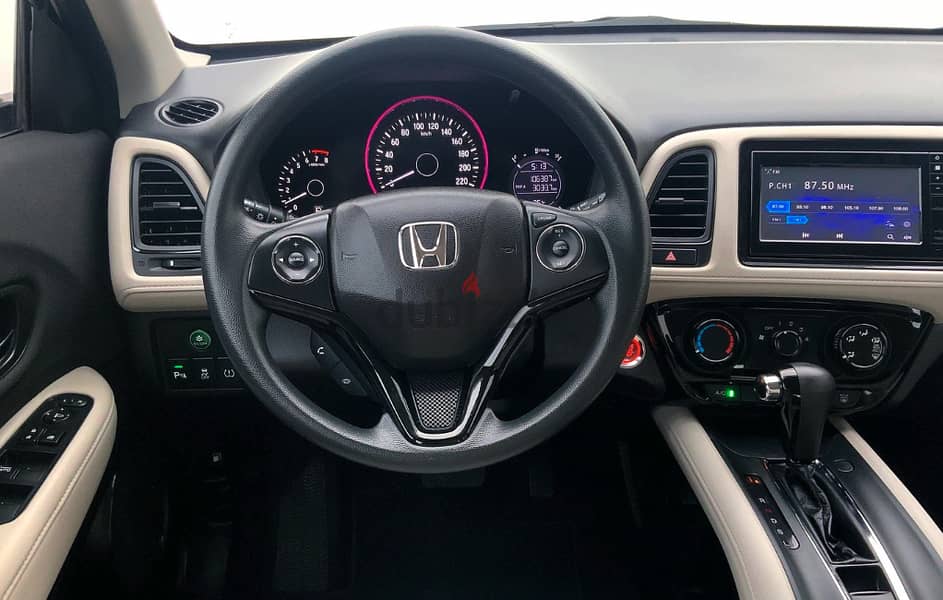 Honda HRV DX 2019*SUV*GCC*Service History*Free Warranty*Instalments 3