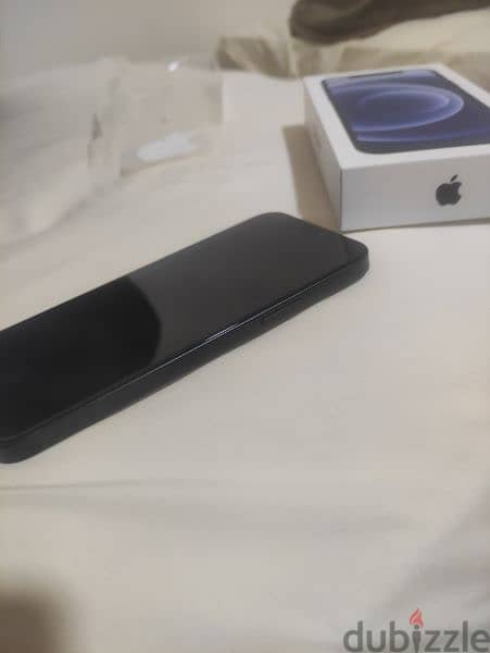 Brand new Apple iPhone 12 Black (180 OMR) 5