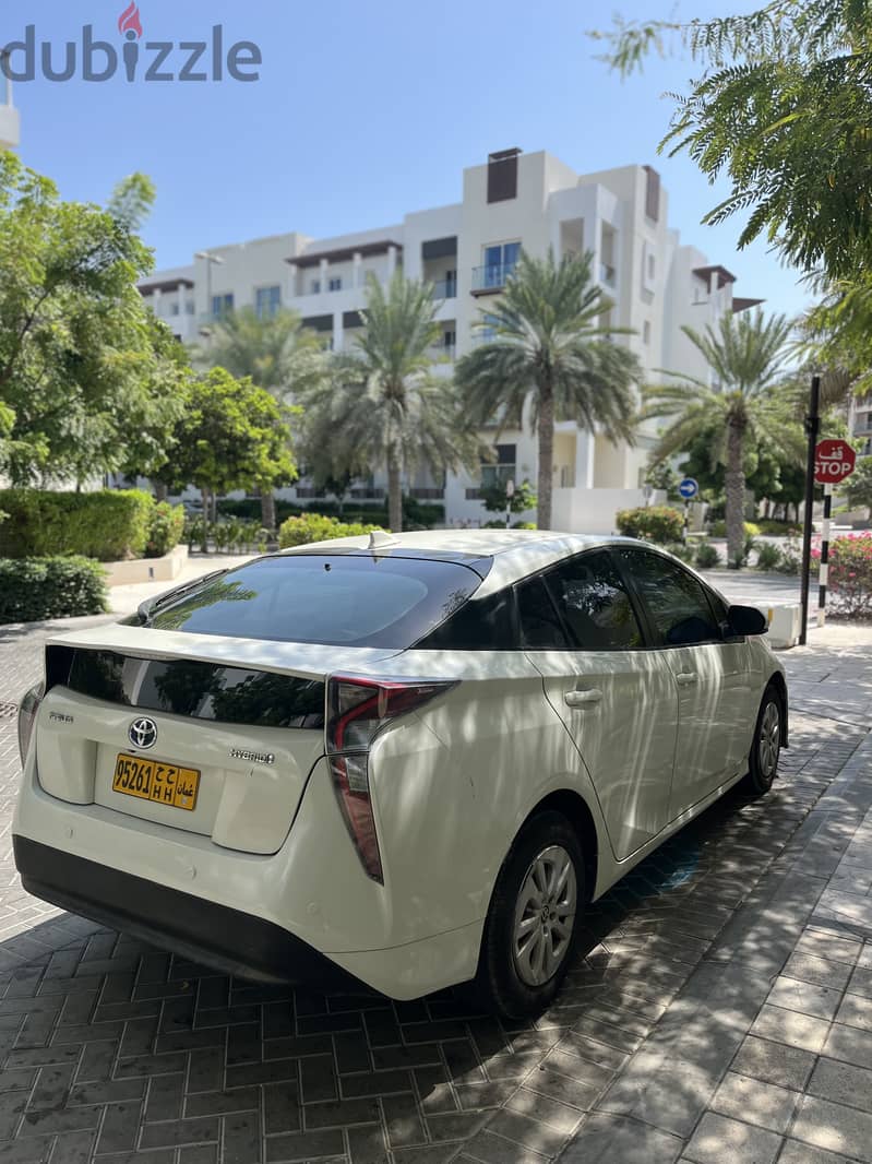 Toyota Prius 2017 Plus 4