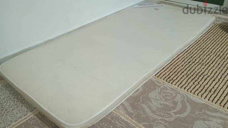 shelf 2pc matress7pc  Big plate 2pc 5