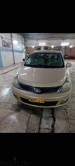 Nissan Tiida 2011 0