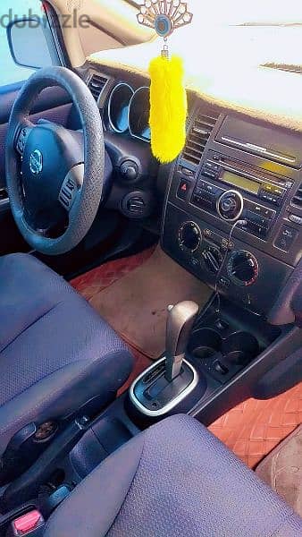 Nissan Tiida 2007 1