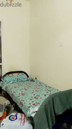 40rial room Bed space(Kerala people preferred)