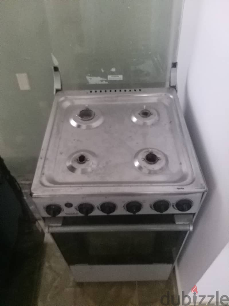 Gas Cooker . . . طباخ غاز 1