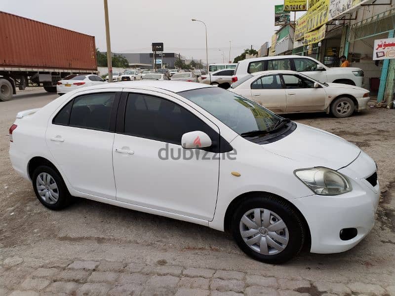 Toyota Yaris 2012 3