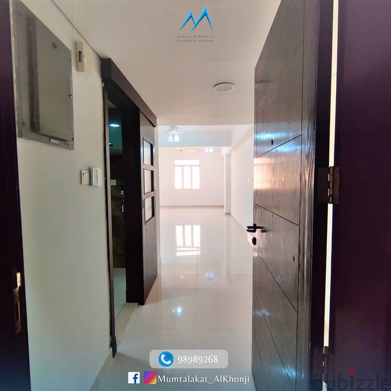 Beautiful & Spacious 2bhk Next to Khuwair Square & Park 1