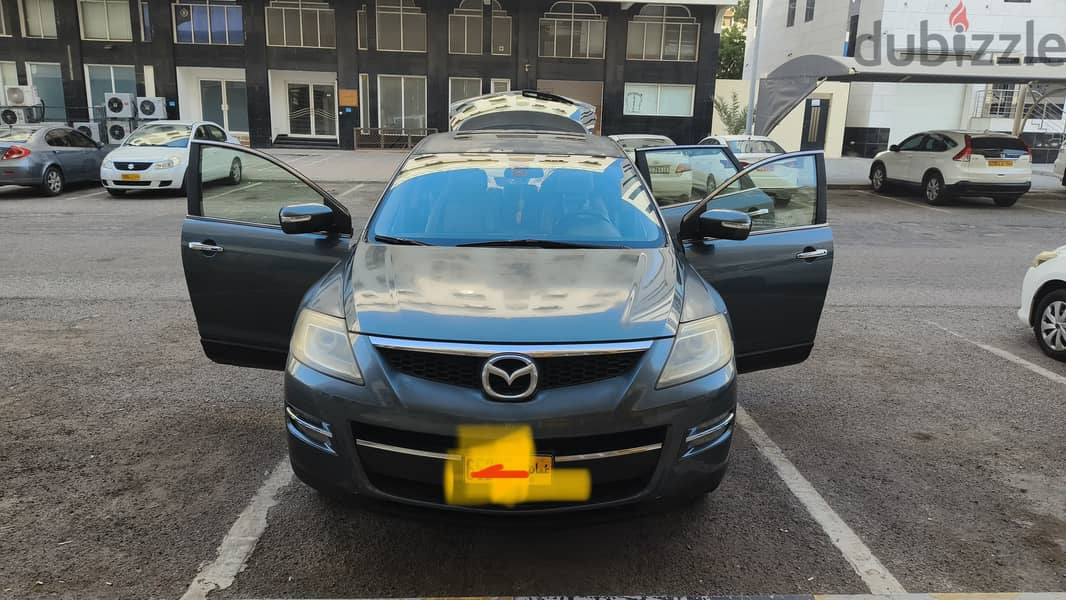 Privately owned Mazda CX-9 in working condition 0