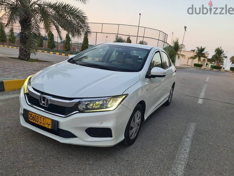 Honda City  2018 model   Gcc car Oman car  1500 CC    Mileage is 98000 1