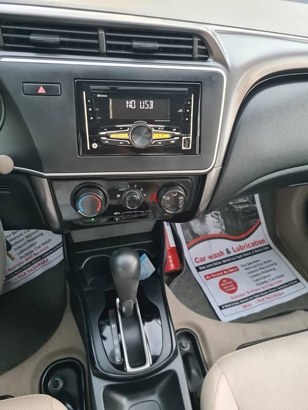 Honda City  2018 model   Gcc car Oman car  1500 CC    Mileage is 98000 10