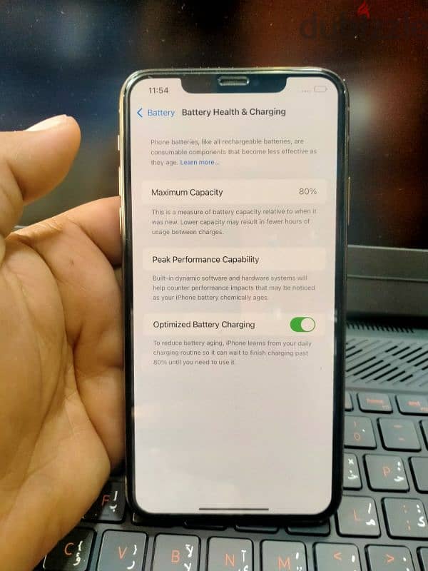 iphone 11 pro max 64gb Battery 80% 4