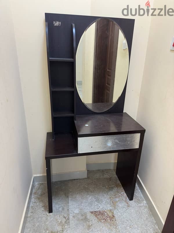 Dressing Table with single Draw…Urgent Sale…96657824 0