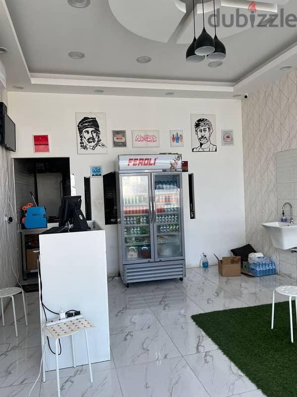 Cafe for Sale in Barka Souq, Call/whatsapp nine 22O Six one Six 3 2