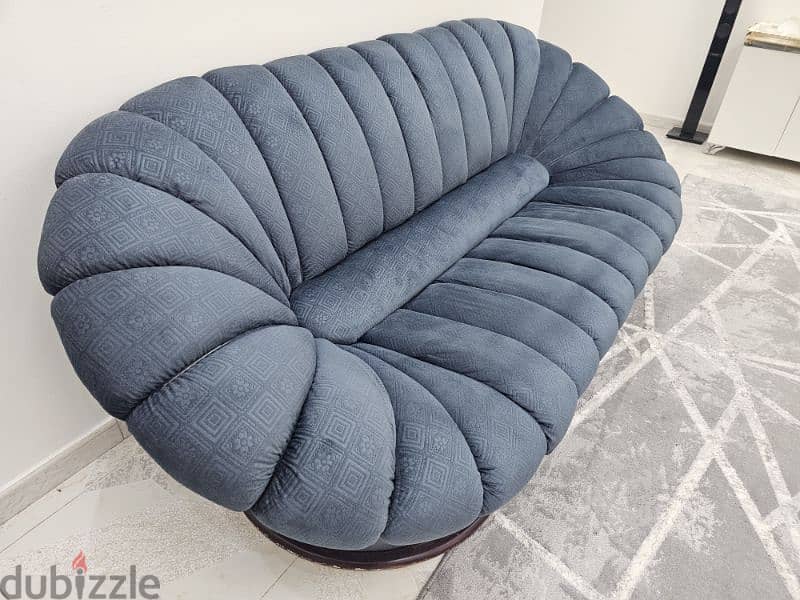 flower shape sofa for sell in good condition 2