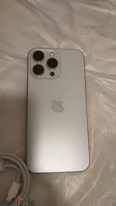 iPhone 15 pro max 256 GB 0