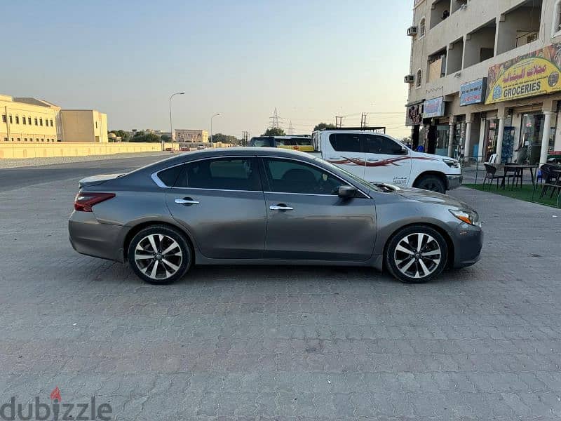 Nissan Altima 2017 4