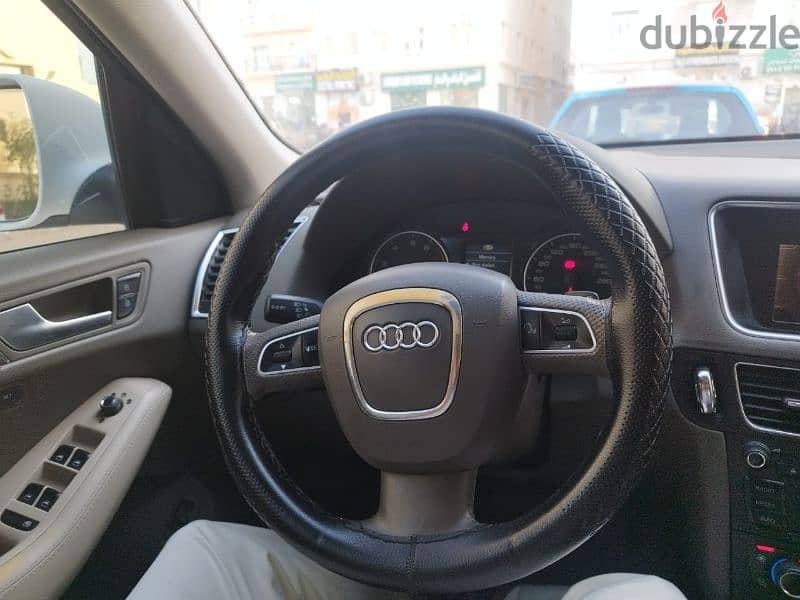 Audi Q5 2009 9