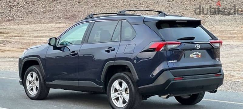 Toyota RAV4 XLE 2021 2