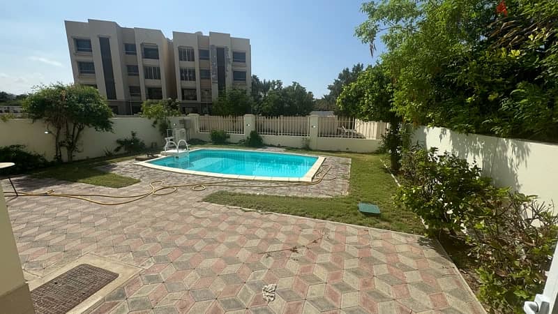 Highly recommended 4+1Bhk twin villa for rent at Madinat sultan Qaboos 2