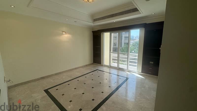 Highly recommended 4+1Bhk twin villa for rent at Madinat sultan Qaboos 6