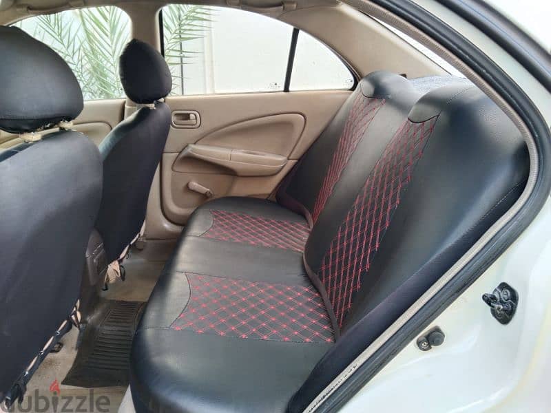 Nissan Sunny 2010 6