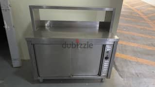 طاولة مع خزانة تسخين-Table with heating cabinet 0