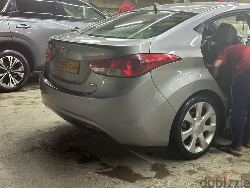 Hyundai Elantra 2012 8