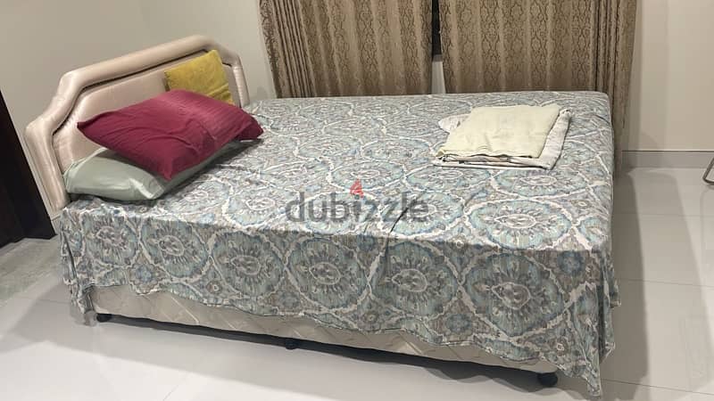 King Size Bed For Sale without mattresss 0