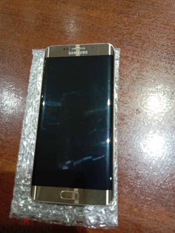 Samsung Galaxy s6 edge plus 3