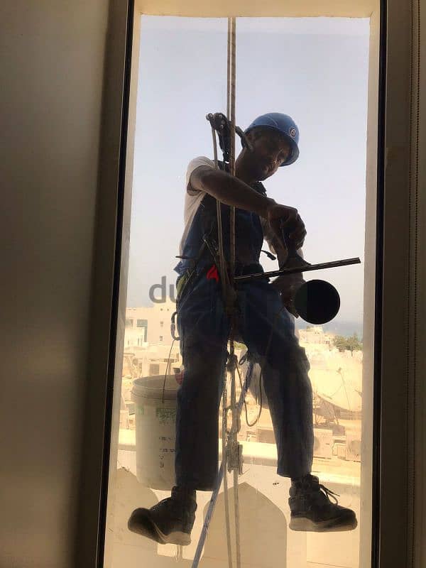 تنظيف زجاج خارجي External glass cleaning 10