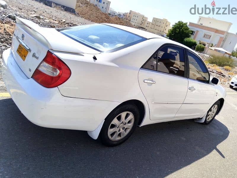 Toyota Camry 2004 1