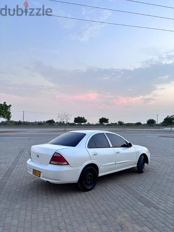 Nissan Sunny 2008 4